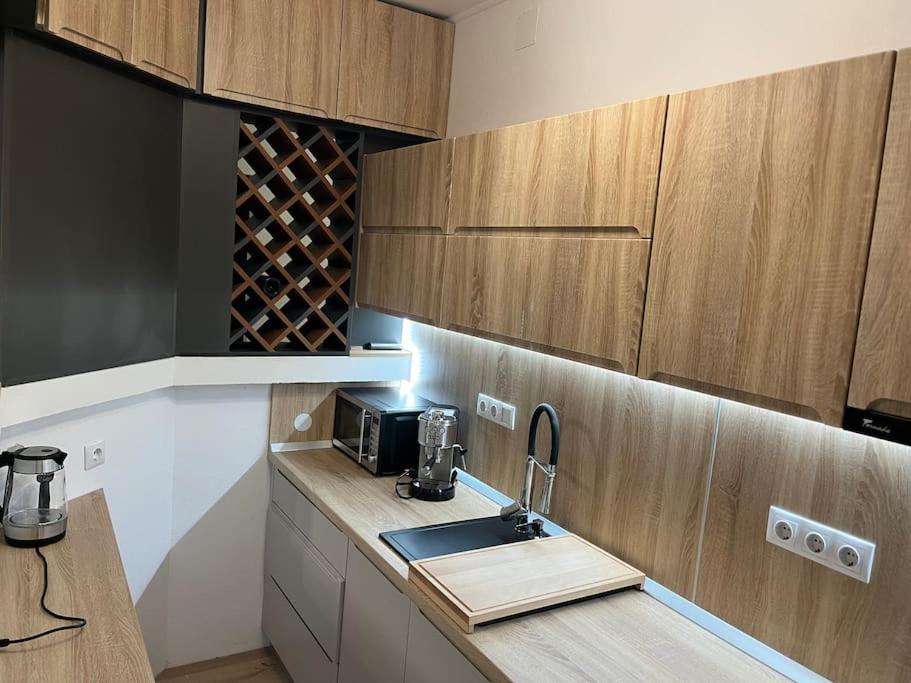 Bingo Apartman Cristuru Secuiesc Dış mekan fotoğraf