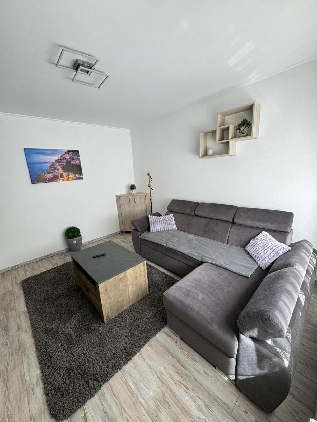 Bingo Apartman Cristuru Secuiesc Dış mekan fotoğraf